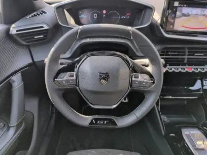 Photo 8 Peugeot 2008  Hybrid 145 e-DCS6