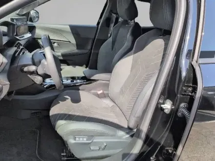 Photo 10 Peugeot 2008  Hybrid 145 e-DCS6