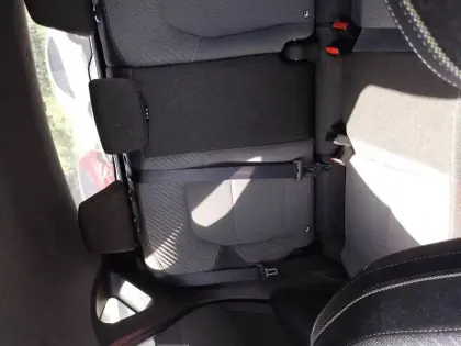 Photo 16 Renault Captur  E-Tech full hybrid 145 ch