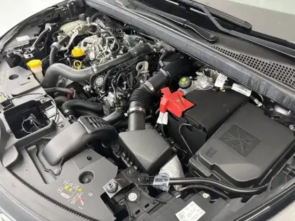 Photo 35 Renault Captur  mild hybrid 140
