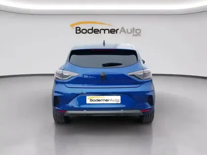 Photo 17 Renault Clio  E-Tech full hybrid 145