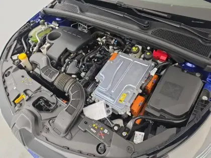 Photo 57 Renault Clio  E-Tech full hybrid 145