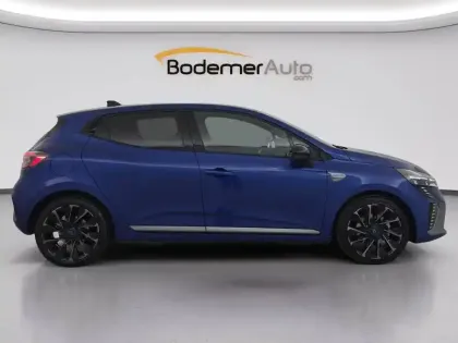 Photo 34 Renault Clio  E-Tech full hybrid 145