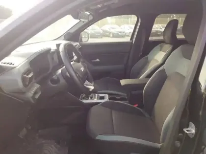 Photo 8 Dacia Duster  Hybrid 140