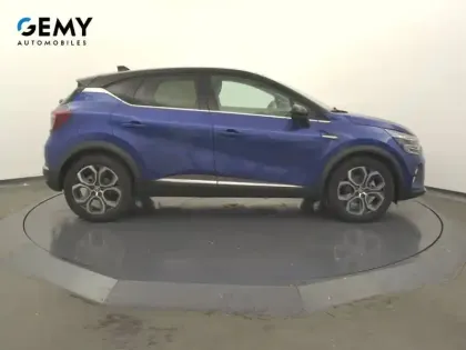 Photo 24 Renault Captur  E-Tech full hybrid 145