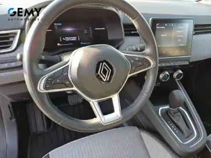 Photo 12 Renault Clio  E-Tech full hybrid 145