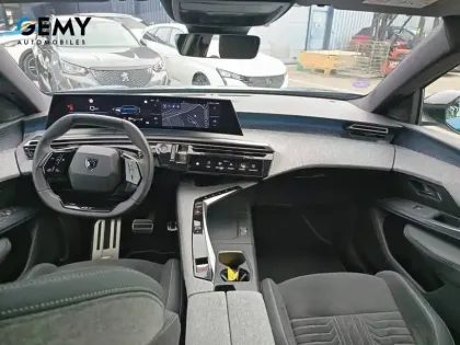 Photo 7 Peugeot 3008  Hybrid 136 e-DCS6
