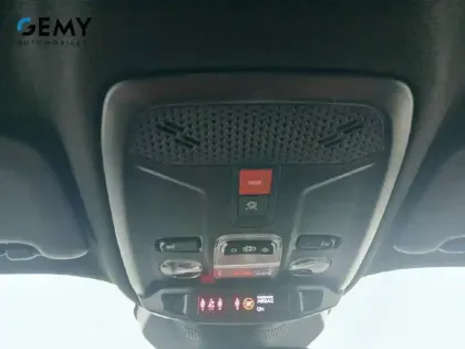 Photo 28 Peugeot 2008  Hybrid 145 e-DCS6