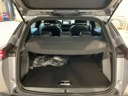 Photo 5 Peugeot 2008  Hybrid 145 e-DCS6