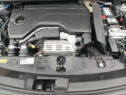 Photo 20 Peugeot 2008  Hybrid 145 e-DCS6