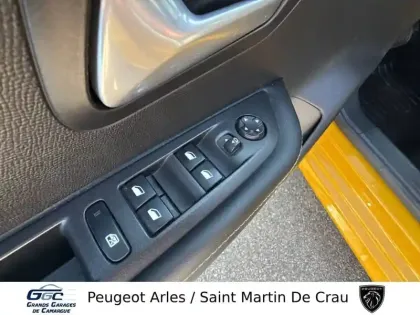 Photo 14 Peugeot 208  Electrique 50 kWh 136ch