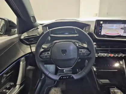 Photo 8 Peugeot 2008  Hybrid 145 e-DCS6