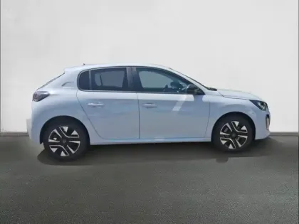 Photo 23 Peugeot 208  Hybrid 110 ch e-DCS6