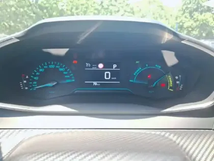 Photo 29 Peugeot 208  Hybrid 110 ch e-DCS6