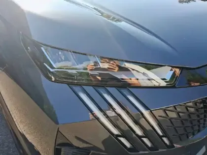 Photo 15 Peugeot 3008  Electrique 210 ch 73 kWh