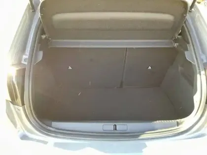 Photo 5 Peugeot 208  Turbo 100 ch BVM6