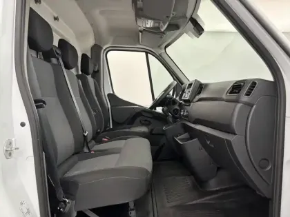 Photo 13 Renault Master  FGN TRAC F3500 L3H3 BLUE DCI 135