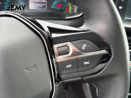Photo 13 Peugeot 208  Electrique 50 kWh 136ch