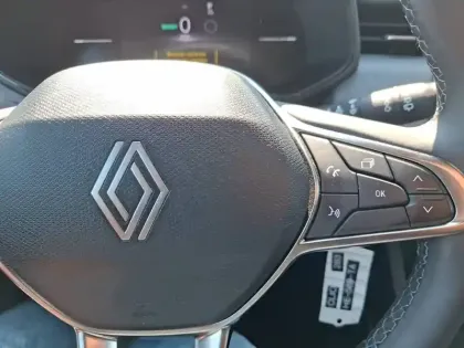 Photo 42 Renault Clio  E-Tech full hybrid 145 ch GSR2