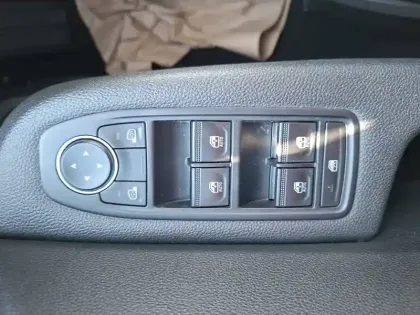 Photo 48 Renault Clio  E-Tech full hybrid 145 ch GSR2