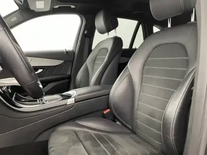 Photo 14 Mercedes GLC  300 e 9G-Tronic 4Matic