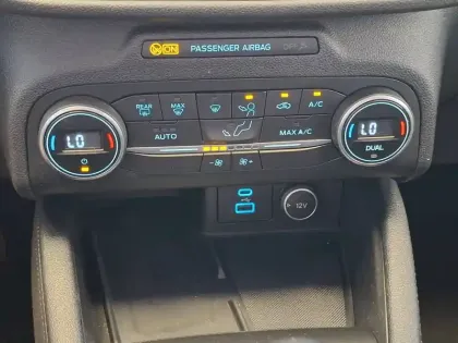 Photo 42 Ford Kuga  2.0 EcoBlue 150 mHEV S&S BVM6