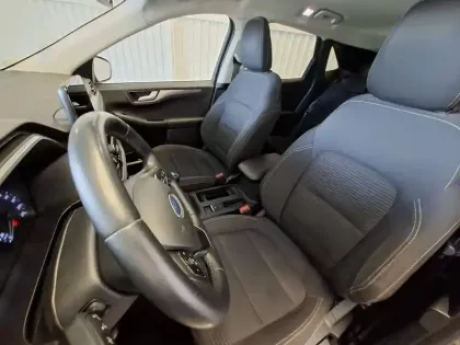 Photo 17 Ford Kuga  2.0 EcoBlue 150 mHEV S&S BVM6