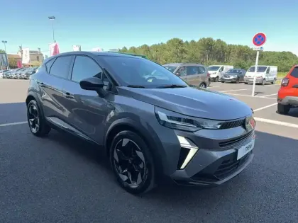 Photo 6 Renault Captur  E-Tech full hybrid 145 ch