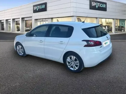 Photo 16 Peugeot 308  PureTech 130ch S&S BVM6