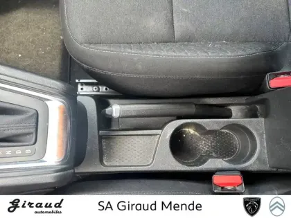 Photo 28 Renault Captur  E-Tech full hybrid 145