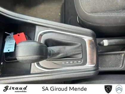 Photo 27 Renault Captur  E-Tech full hybrid 145