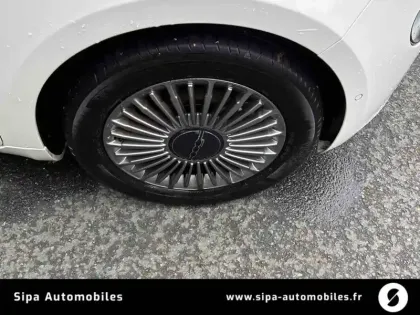 Photo 39 Fiat 500  e 118 ch