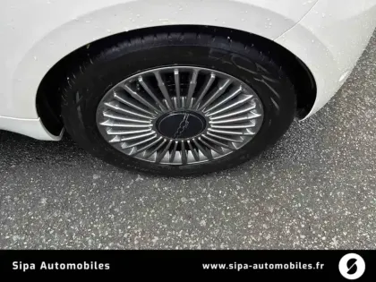 Photo 37 Fiat 500  e 118 ch