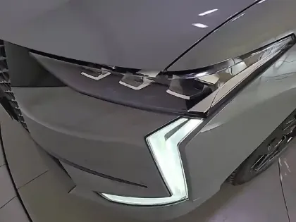 Photo 18 DS DS 4  Hybride E-Tense 225 EAT8