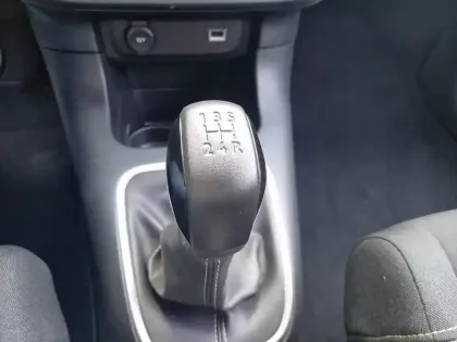 Photo 13 Citroën C3  PureTech 83 S&S BVM5