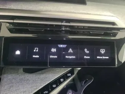 Photo 11 Peugeot 5008  Hybrid 145 ch e-DCS6