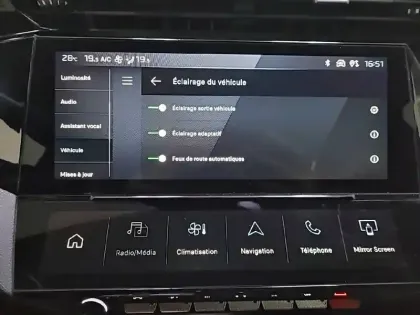Photo 49 Peugeot 408  Hybrid 145 e-DCS6