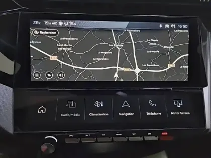 Photo 47 Peugeot 408  Hybrid 145 e-DCS6
