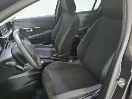 Photo 31 Peugeot 208  PureTech 75 S&S BVM5