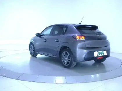 Photo 27 Peugeot 208  PureTech 75 S&S BVM5