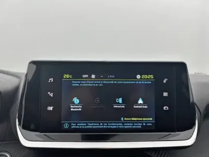 Photo 41 Peugeot 208  Electrique 50 kWh 136ch