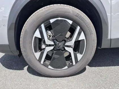 Photo 12 Peugeot 2008  Hybrid 145 e-DCS6