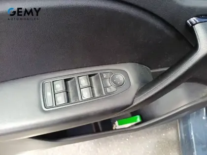 Photo 13 Renault Captur  TCe 100 GPL