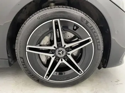 Photo 12 Mercedes Classe C  300 e 9G-Tronic e-Hybrid EQ