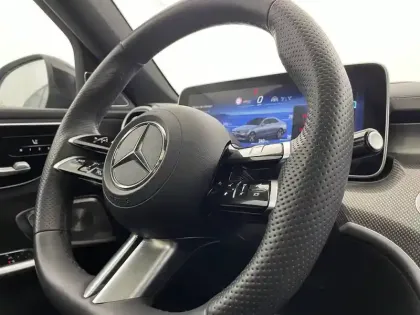 Photo 24 Mercedes Classe C  300 e 9G-Tronic e-Hybrid EQ