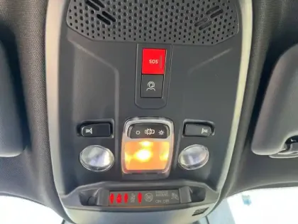 Photo 14 Peugeot 2008  Hybrid 110 e-DCS6