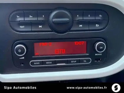 Photo 29 Renault Twingo  III 0.9 TCe 90 Energy E6C