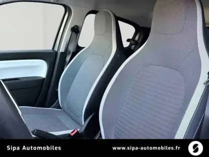 Photo 11 Renault Twingo  III 0.9 TCe 90 Energy E6C