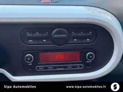Photo 15 Renault Twingo  III 0.9 TCe 90 Energy E6C