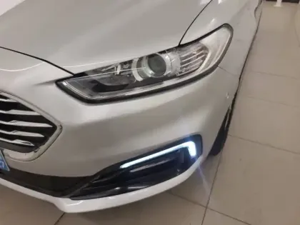 Photo 15 Ford Mondeo  SW 2.0 Hybrid 187 BVA6
